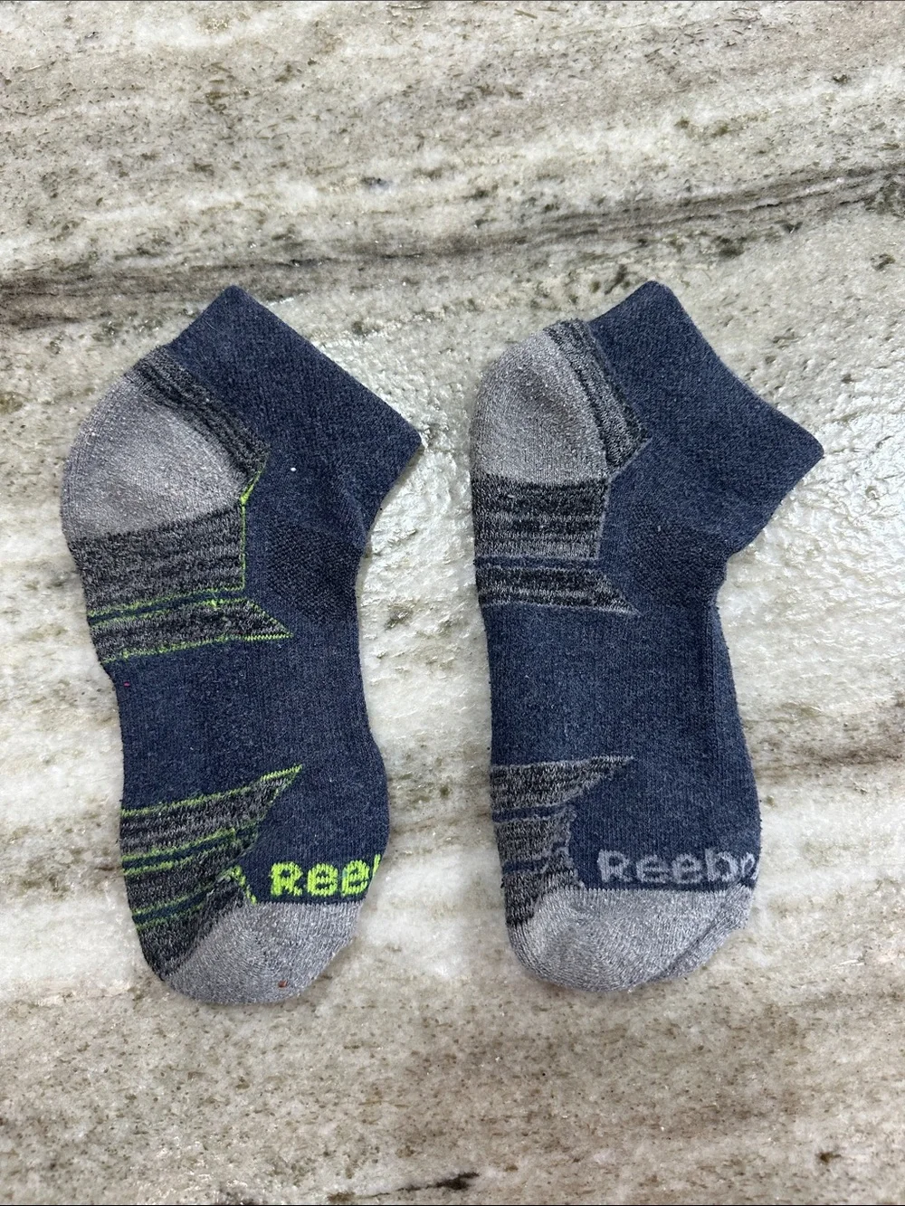 Reebok No Show Ankle Socks Gray Blue Black Kids Size L 4-10 Gently Used 5 Pairs